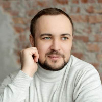 Виталий Петров