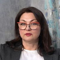 Елена Станич 