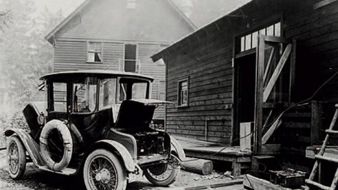 Кто сдерживает развитие человечества?